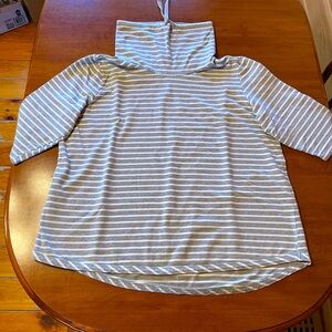 Women’s Active Gray & White Striped Shirt, Size 18/20W